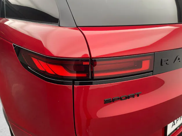 Land Rover Range Rover Sport 3.0 TD6 350 First Edition