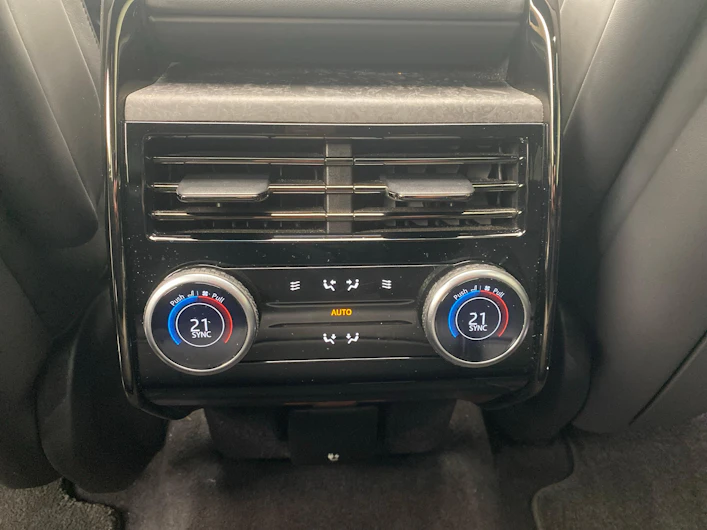 Fahrzeugbild LAND ROVER RANGE ROVER SPORT