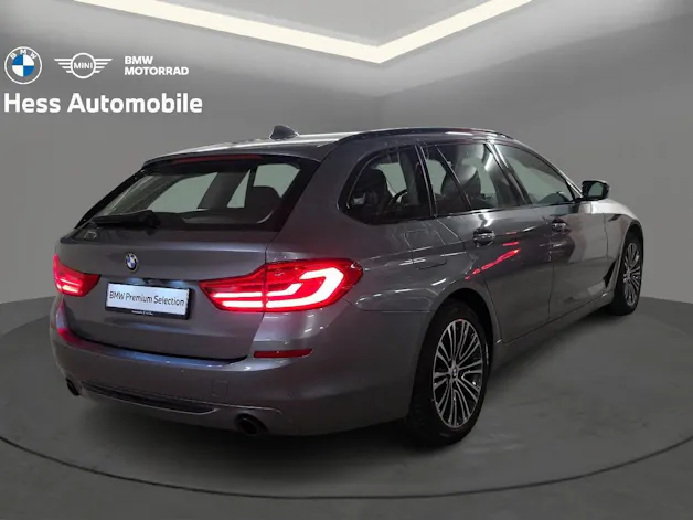 BMW 520d xDrive Touring Sport Line