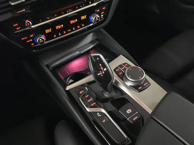 BMW 520d xDrive Touring Sport Line