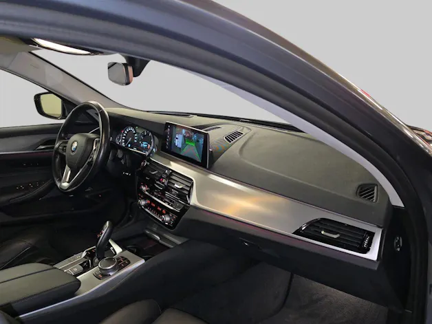 BMW 520d xDrive Touring Sport Line