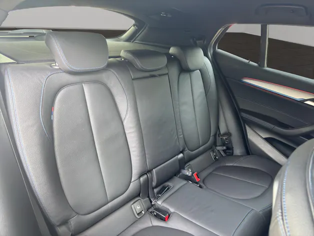BMW X2 20i xDrive SAG