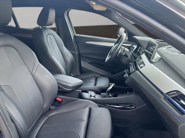 BMW X2 20i xDrive SAG