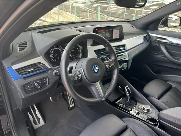 BMW X2 20i xDrive SAG