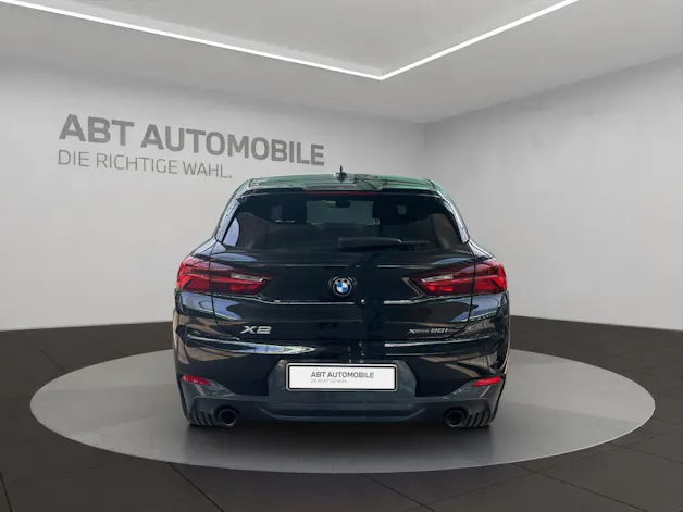 BMW X2 20i xDrive SAG