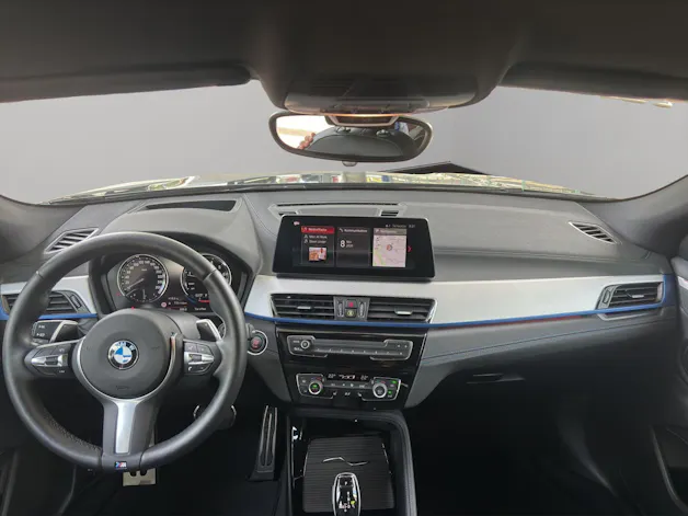 BMW X2 20i xDrive SAG
