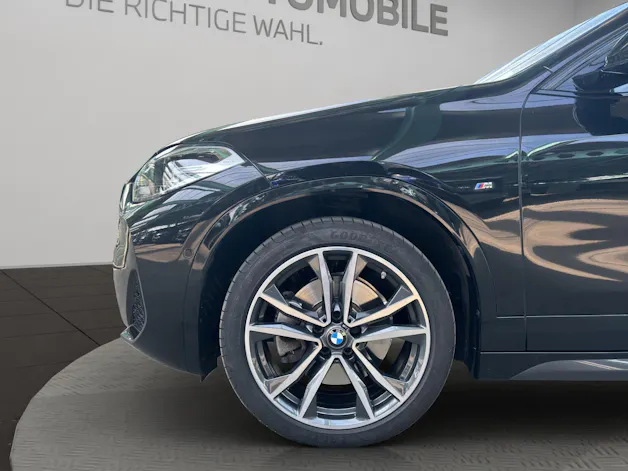 BMW X2 20i xDrive SAG