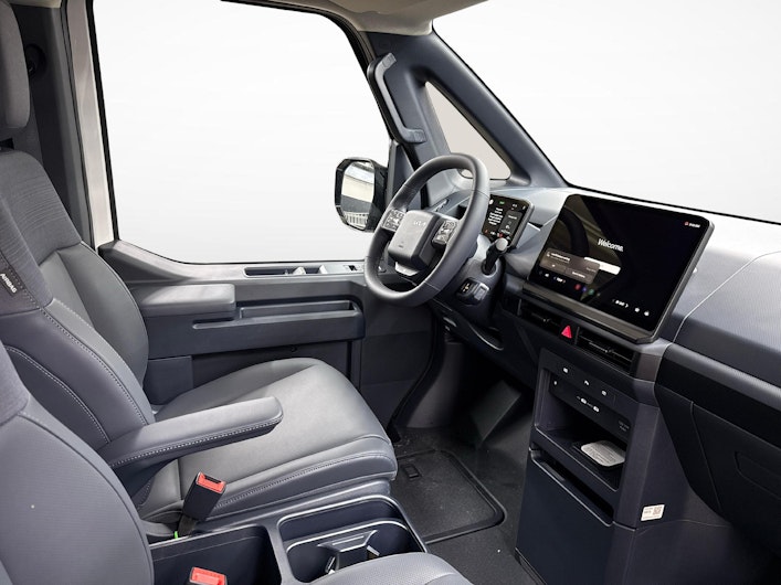 Vehicle image KIA PV5