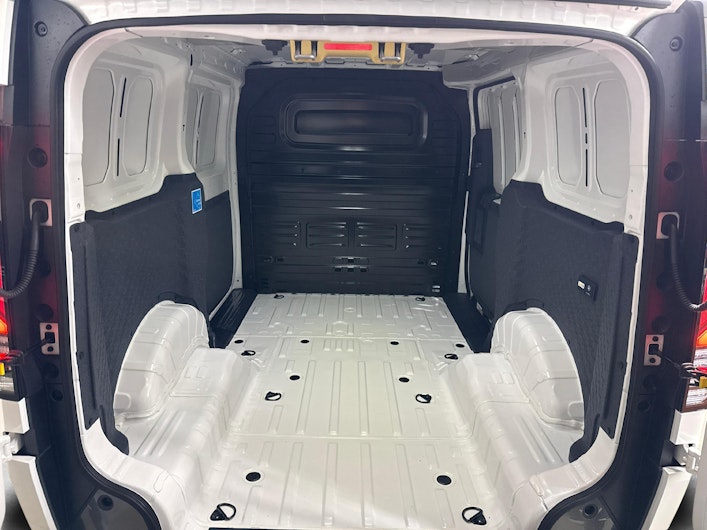 Vehicle image KIA PV5