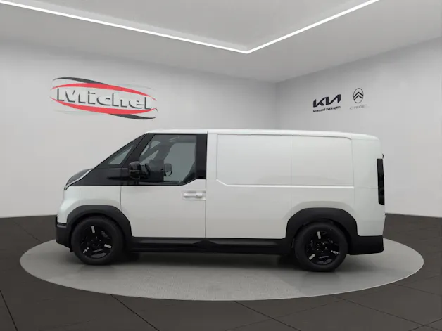 Kia PV5 Cargo 71.2 kWh Plus / Wärmepumpe / Ganzjahresreifen / Rückfahrkamera / 7 Jahre CH-Herstellergarantie