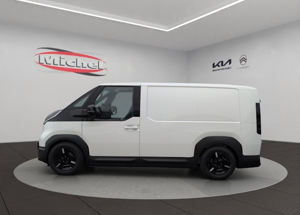 Vehicle image 2 Vehicle image 2