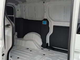 Kia PV5 Cargo 71.2 kWh Plus / Wärmepumpe / Ganzjahresreifen / Rückfahrkamera / 7 Jahre CH-Herstellergarantie