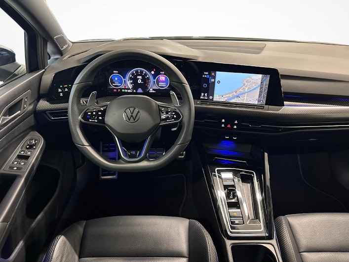 Vehicle image VW E-C5 AIRCROSS ELEKTRO PLUS