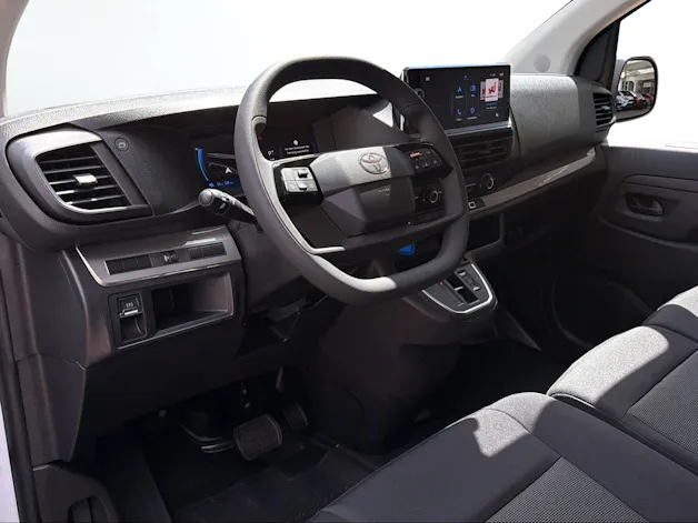 Toyota PROACE Van L1 75KWh Advanced