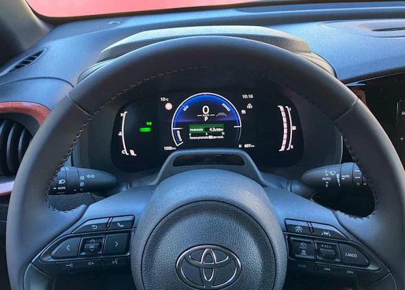 immagine del veicolo 4 immagine del veicolo 4