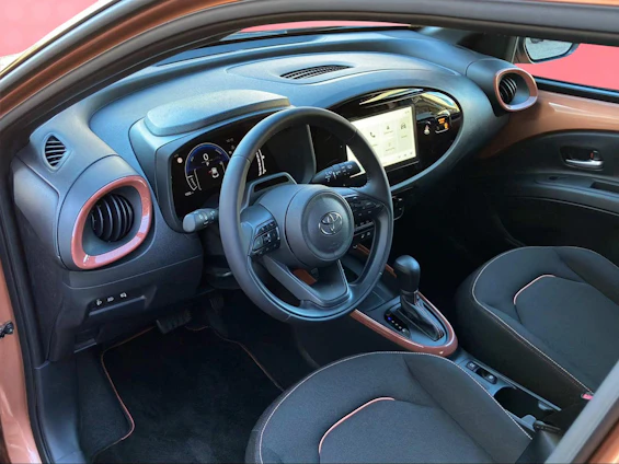 immagine del veicolo 5 immagine del veicolo 5