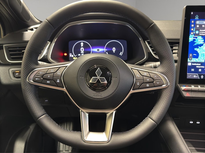 Vehicle image MITSUBISHI GRANDIS