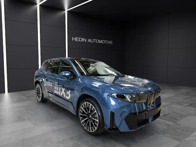 BMW iX3 50 xDrive