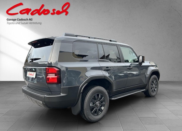 Vehicle image 5 Vehicle image 5