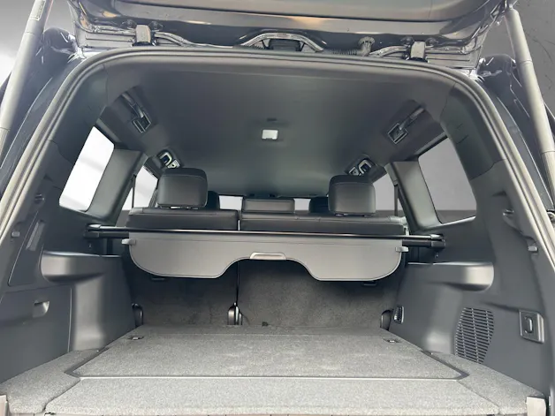 Toyota Land Cruiser 2.8 D 48V Style