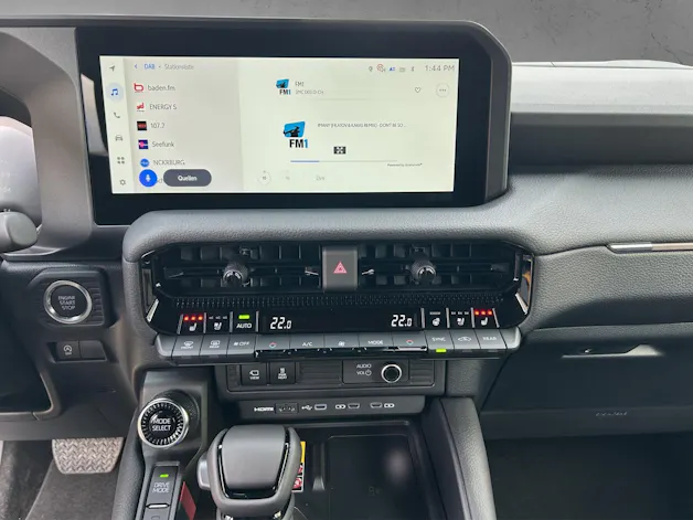 Toyota Land Cruiser 2.8 D 48V Style
