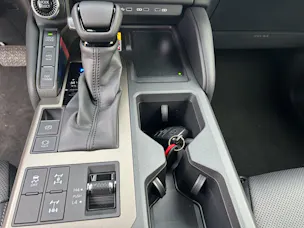 Toyota Land Cruiser 2.8 D 48V Style