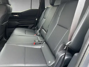 Toyota Land Cruiser 2.8 D 48V Style