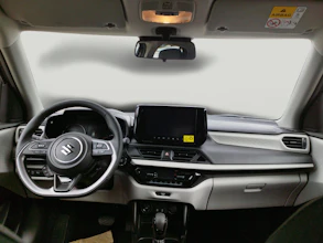 https://vehicle.imgix.net/4154592/e762ea40-5a38-4253-8e6c-3af15de396f4.jpg