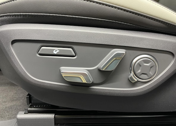 image du véhicule 12 image du véhicule 12