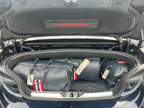 https://vehicle.imgix.net/4154659/635b6615-bb90-494c-a39e-3171f684f619.jpg
