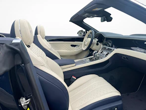 image du véhicule BENTLEY Continental GTC 4.0 V8 Hybrid Mulliner