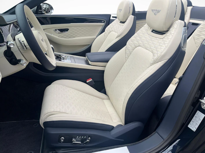 image du véhicule BENTLEY CONTINENTAL