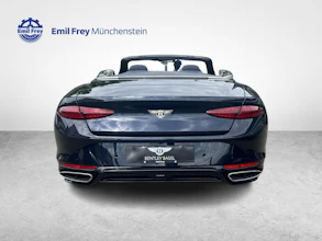 https://vehicle.imgix.net/4154659/f7b33612-f4e6-4e21-b9de-7a7351d3d90e.jpg