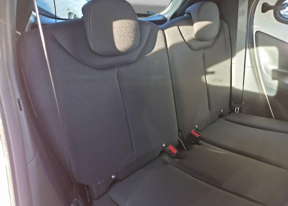 Vehicle image 12 Vehicle image 12