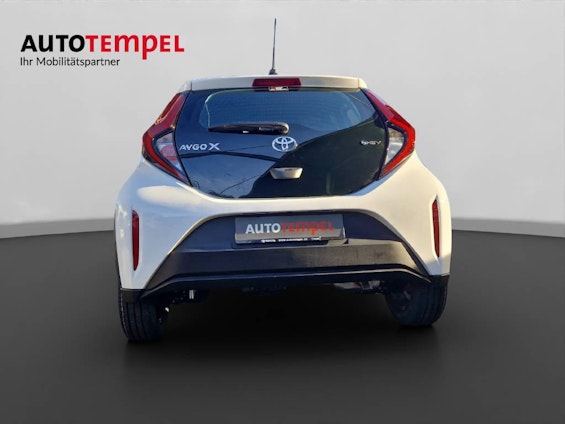 Vehicle image 7 Vehicle image 7