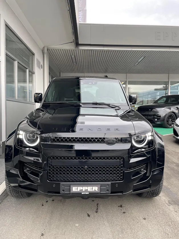Land Rover Defender 110 4.4 V8 P635 Octa Black Ed.