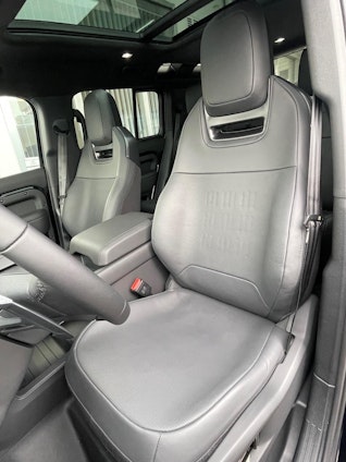 Vehicle image 5 Vehicle image 5