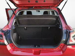 Suzuki Swift 1.2 Sakura Top Hybrid
