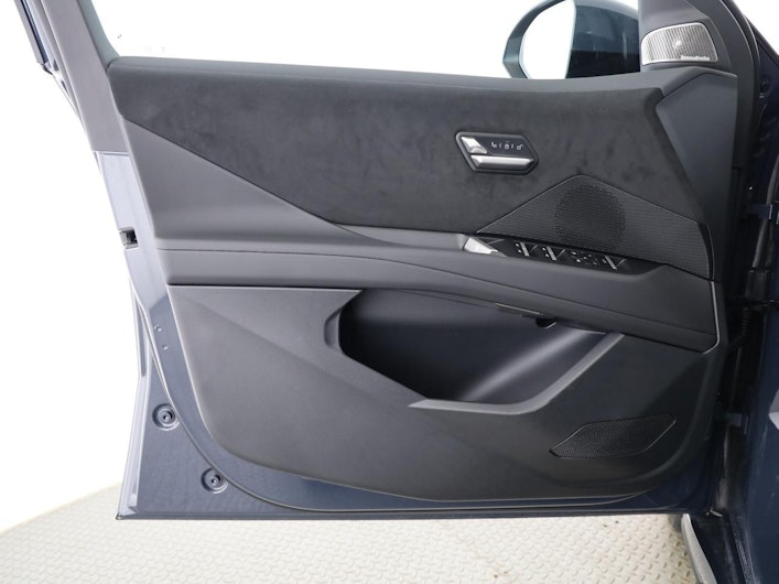 immagine del veicolo BMW iX3