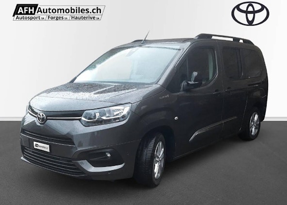 First vehicle image First vehicle image