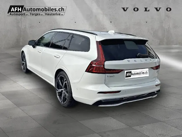 Volvo V60 2.0 T6 TE Plus Dark eAWD