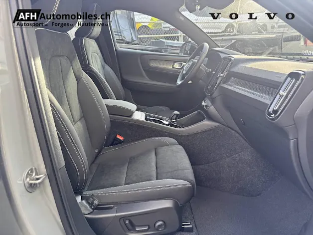 Volvo EX40 Twin Black Edition AWD