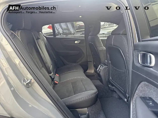 Volvo EX40 Twin Black Edition AWD
