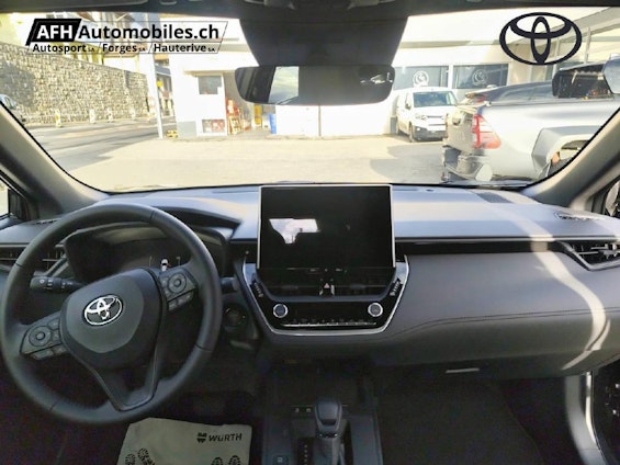 Vehicle image 17 Vehicle image 17