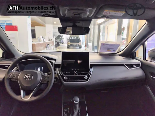Toyota Corolla Cross 2.0 HSD Trend AWD