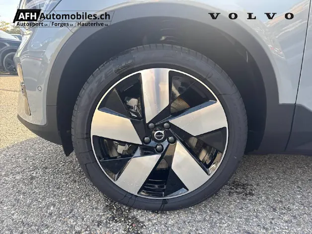 Volvo EX40 Twin Ultra AWD