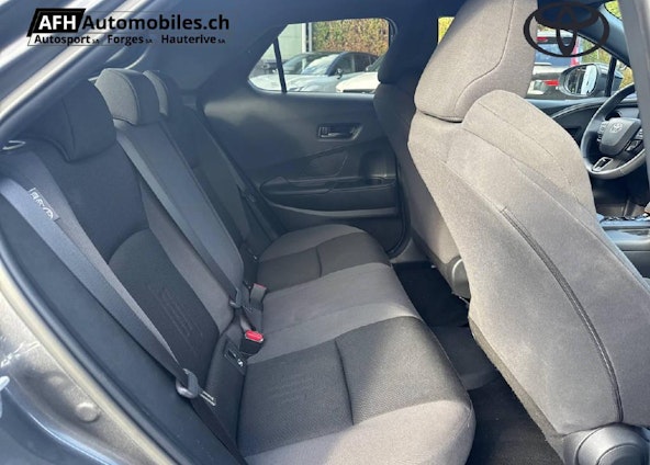 Vehicle image 14 Vehicle image 14