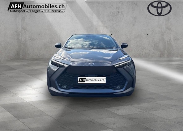 First vehicle image First vehicle image