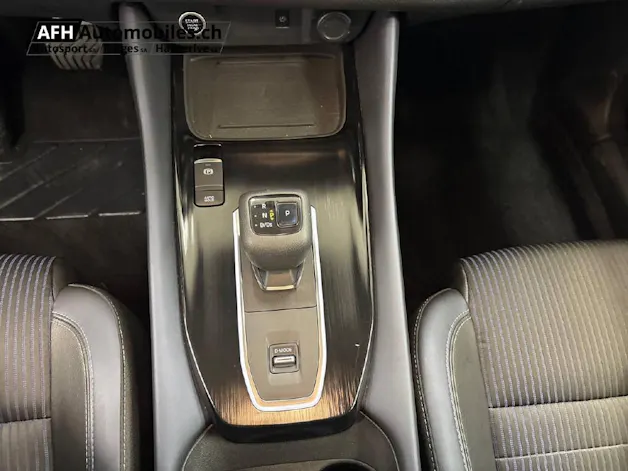 Nissan Qashqai 1.3 DIG-T 158 N-Connec