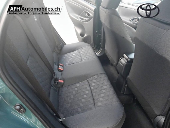 Vehicle image 16 Vehicle image 16